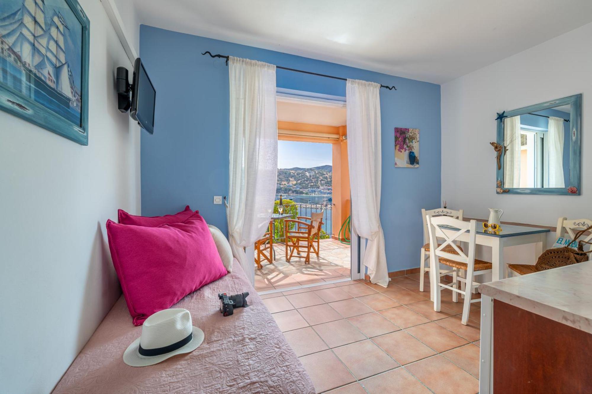Niovi Seaview Apartments 아이 아포스톨리 외부 사진